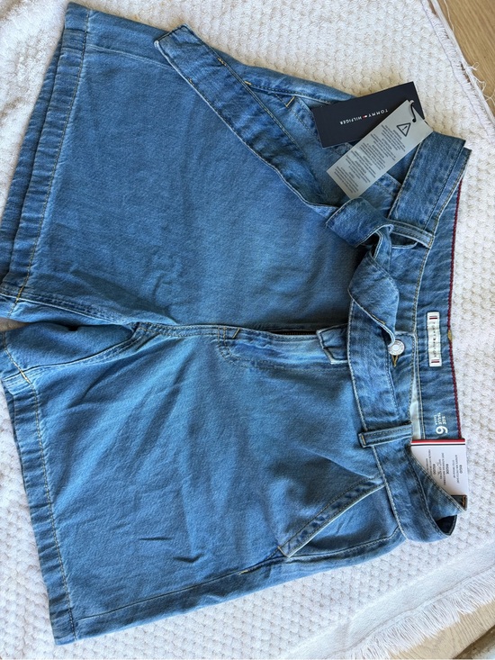 Tommy Hilfiger Other - Tommy Hilfiger women’s Light Blue Relaxed Denim Shorts